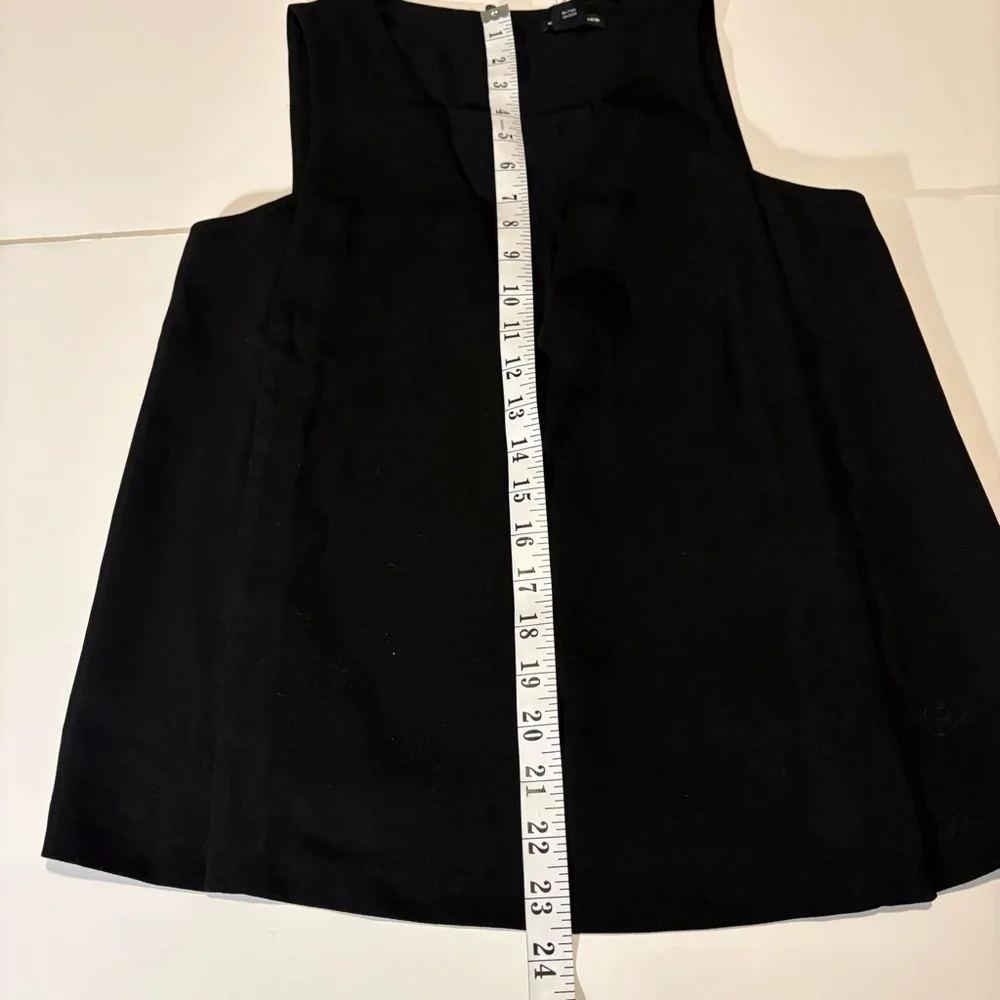 Club Monaco Elegant womens Black Sleeveless Blouse, Sz XS but fits bigger - Picture 6 of 7